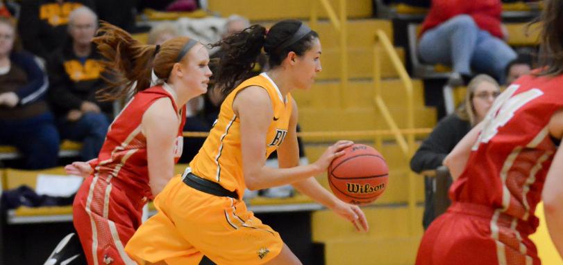Women’s Basketball Loses OAC Game in Overtime at Otterbein