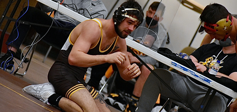 Senior All-American Stanley Bleich Defeated Two Top-3 Nationally Ranked Opponents to Win his 101th and 101st Career Matches
