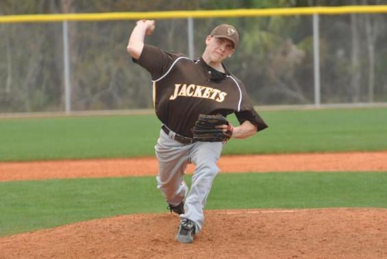 Baseball Team Ties School-Record for Wins with Split Against Ohio Northern