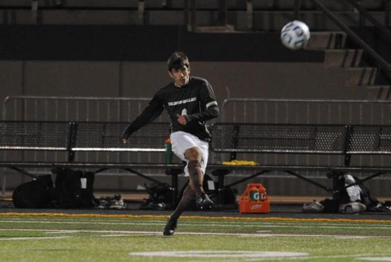 Men’s Soccer Team Ends Season in First Round of NCAA Tournament