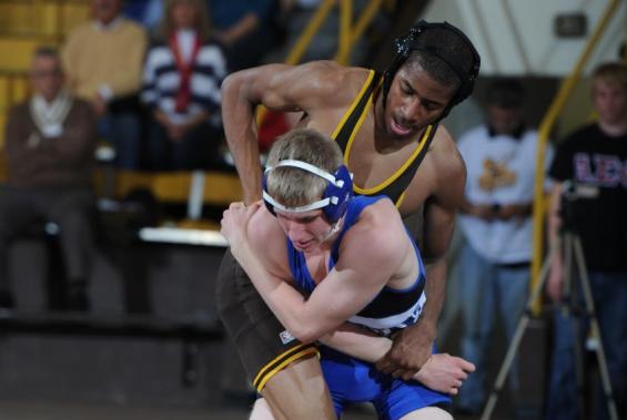 Wrestling Team Falls To No. 24 Ohio Northern, In First OAC Match