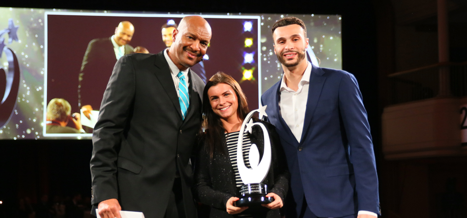 Rachel Bender poses with Larry Nance Sr. and Larry Nance Jr. after receiving her Female Collegiate Athlete of the Year Award at the 19th Greater Cleveland Sports Awards (Photo courtesy of Timeless Photography/Greater Cleveland Sports Commission)