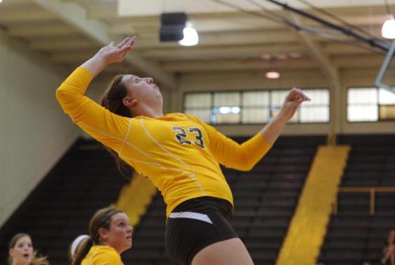 Volleyball Team Beats Notre Dame College, 3-1
