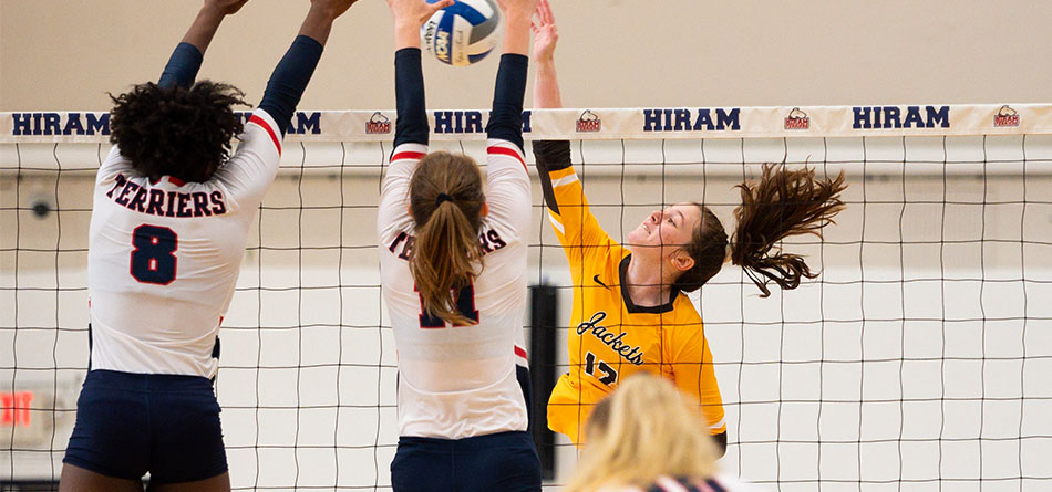 Sophomore Ivy Earl had 23 kills in the two matches of the Hiram College Invitational (Photo Courtesy Erik Drost)