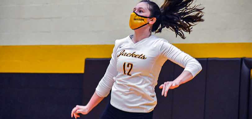Ivy Earl had  36 digs in the two matches (Photo Courtesy of Dustin Johnson '24)